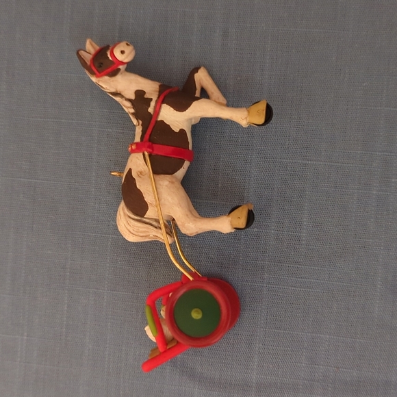 Hallmark Keepsake Christmas Ornament A Pony For Christmas 2007 Series - Picture 7 of 7
